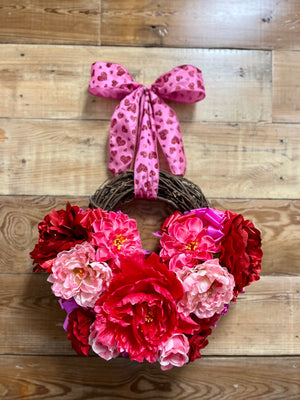 Sweet Caitlin Valentine’s Wreath